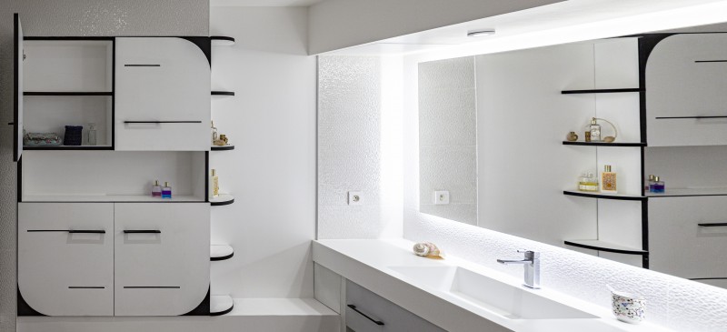aménagement sur mesure d'une salle de bain par un ebeniste
